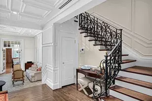 6 E 69th St, New York, NY 10021 - Photo 10