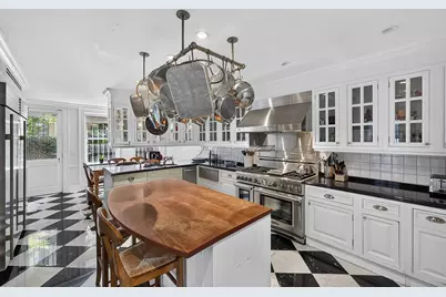 6 E 69th Street, New York, NY 10021 - Photo 6