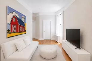 521 W 122nd St, New York, NY 10027 - Photo 1
