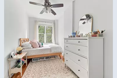 521 E 81st Street #3D, New York, NY 10028 - Photo 8