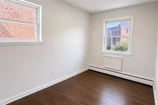 60-11 74th St, Middle Village, NY 11379 - Photo 4
