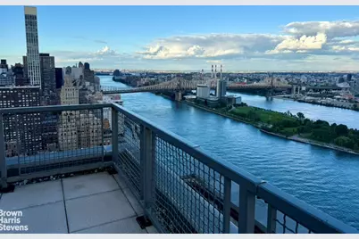870 United Nations Plaza #10C, New York City, NY 10017 - Photo 20