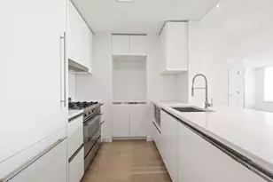 301 W 53rd St, New York City, NY 10019 - Photo 4