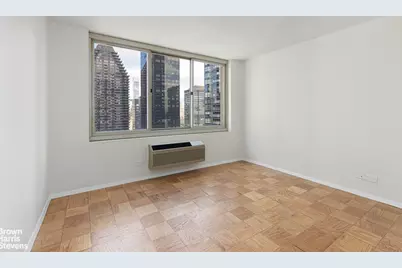 333 E 45th Street #29C, New York City, NY 10017 - Photo 2