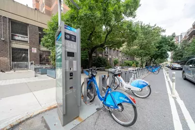 305 E 24th Street #11K, New York City, NY 10010 - Photo 22