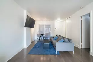 305 E 24th St, New York City, NY 10010 - Photo 2