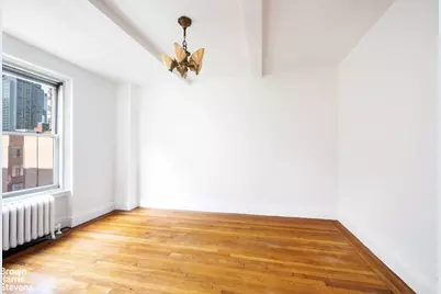 325 W 45th Street #601, New York City, NY 10036 - Photo 6