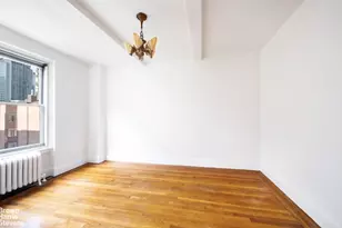 325 W 45th St, New York City, NY 10036 - Photo 6