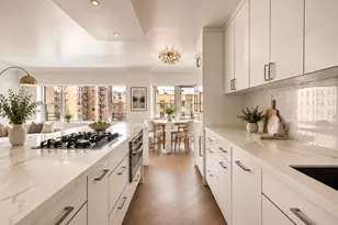 118 E 60th St, New York City, NY 10022 - Photo 2