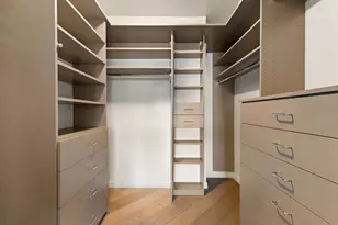 118 E 60th St, New York City, NY 10022 - Photo 14