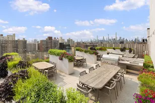 250 W 96th St, New York City, NY 10025 - Photo 4