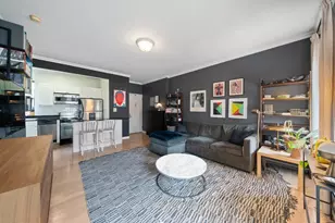 220 W 111th St, New York City, NY 10026 - Photo 4