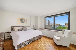 531 Main St, New York City, NY 10044 - Photo 6