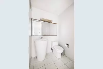 531 Main Street #1025, New York, NY 10044 - Photo 8