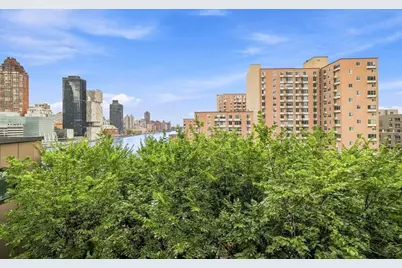 531 Main Street #1025, New York, NY 10044 - Photo 2