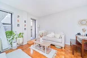 337 W 43rd St, New York, NY 10036 - Photo 2