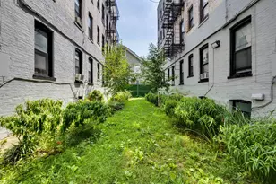 640 Ditmas Ave, New York City, NY 11218 - Photo 22