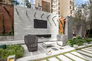 217 W 57th St, New York City, NY 10019 - Photo 14