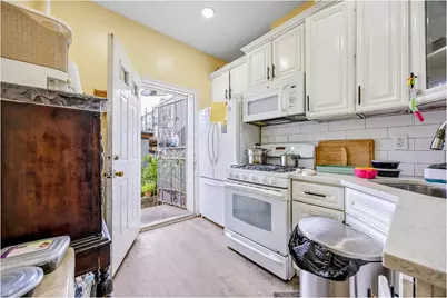 1156 Glenmore Avenue, Brooklyn, NY 11208 - Photo 8