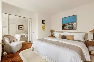 216 E 47th St, New York City, NY 10017 - Photo 6
