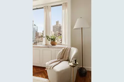 216 E 47th Street #22B, New York City, NY 10017 - Photo 8