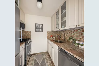 216 E 47th Street #22B, New York City, NY 10017 - Photo 10