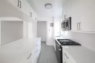 20 E 68th St, New York, NY 10065 - Photo 2