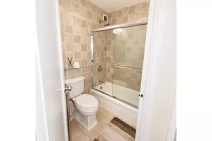 301 E 79th St, New York City, NY 10075 - Photo 10