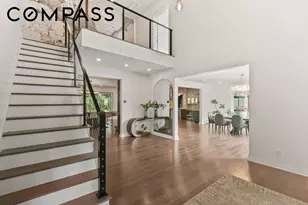 5 Nicolosi Dr, New York City, NY 10312 - Photo 4