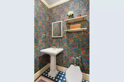320 E 72nd Street #6A, New York City, NY 10021 - Photo 8