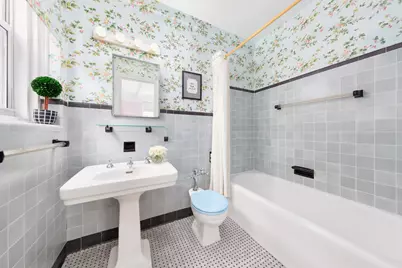 320 E 72nd Street #6A, New York City, NY 10021 - Photo 12