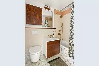 651 Vanderbilt Street #7B, Brooklyn, NY 11218 - Photo 2
