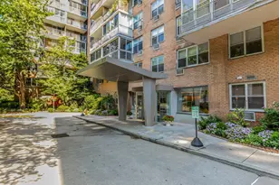303 W 66th St, New York, NY 10023 - Photo 22