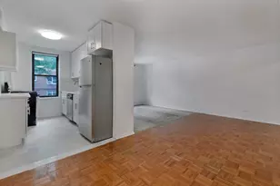 525 W 235th St, New York City, NY 10463 - Photo 2