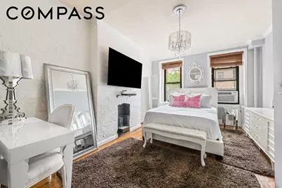 220 E 82nd Street #4FW, New York City, NY 10028 - Photo 1