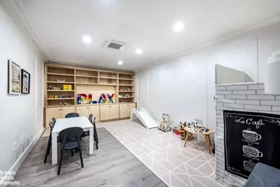 333 E 82nd Street #3A, New York, NY 10028 - Photo 22