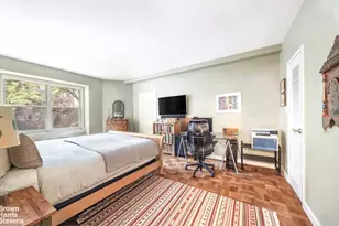 200 E End Ave, New York City, NY 10128 - Photo 4