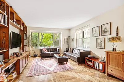200 E End Avenue #3M, New York City, NY 10128 - Photo 1