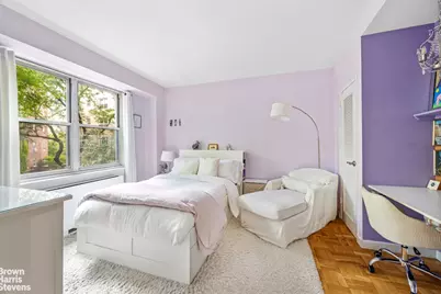 200 E End Avenue #3M, New York City, NY 10128 - Photo 6