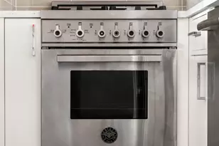 205 West End Ave, New York City, NY 10023 - Photo 16