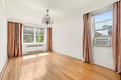 310 W 55th Street #4C, New York City, NY 10019 - Photo 4