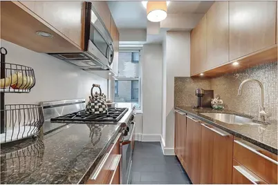 170 E 77th Street #2B, New York City, NY 10075 - Photo 6