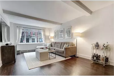 170 E 77th Street #2B, New York City, NY 10075 - Photo 1