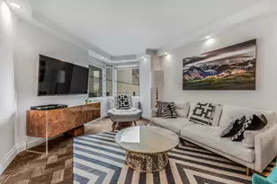 415 E 37th St, New York City, NY 10016 - Photo 4
