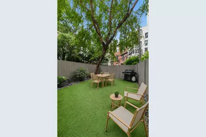587 Warren Street, New York City, NY 11217 - Photo 2