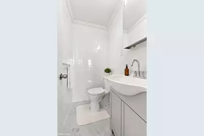 1530 E 8th Street #5L, New York City, NY 11230 - Photo 6