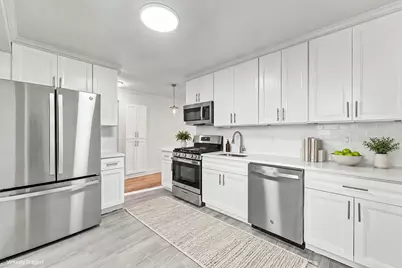 1530 E 8th Street #5L, New York City, NY 11230 - Photo 2