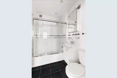 85 8th Avenue #1A, New York City, NY 10011 - Photo 4