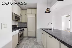 261 W 112th St, New York City, NY 10026 - Photo 4