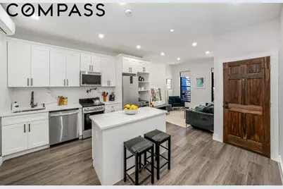30 Marconi Place, New York City, NY 11233 - Photo 2
